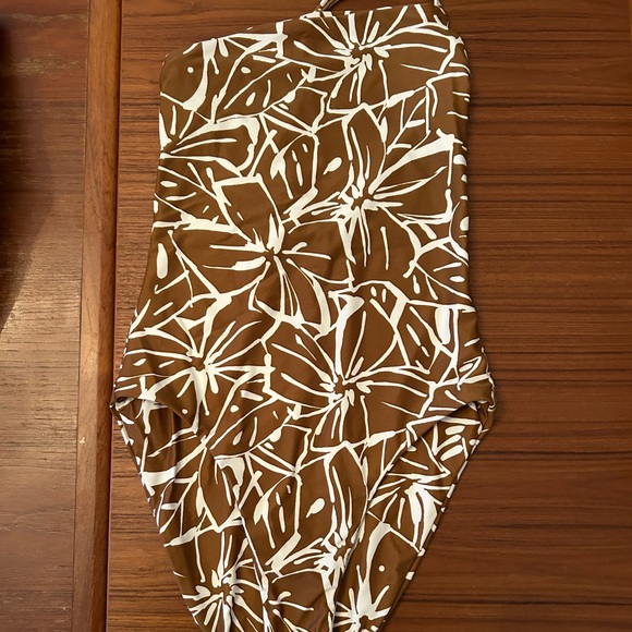 Madewell Double Strap, One Shoulder, One Piece Flora Sepia Abstract Swim Suit - Picture 5 of 10